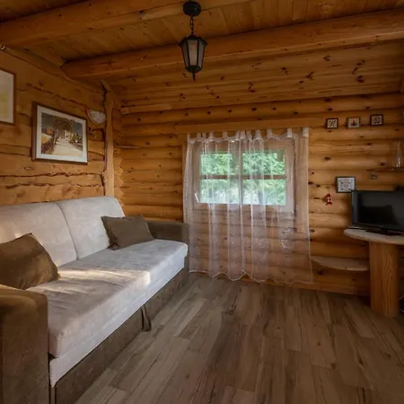 Levendula Roenkhaz Orseg Holiday home Zalalovo